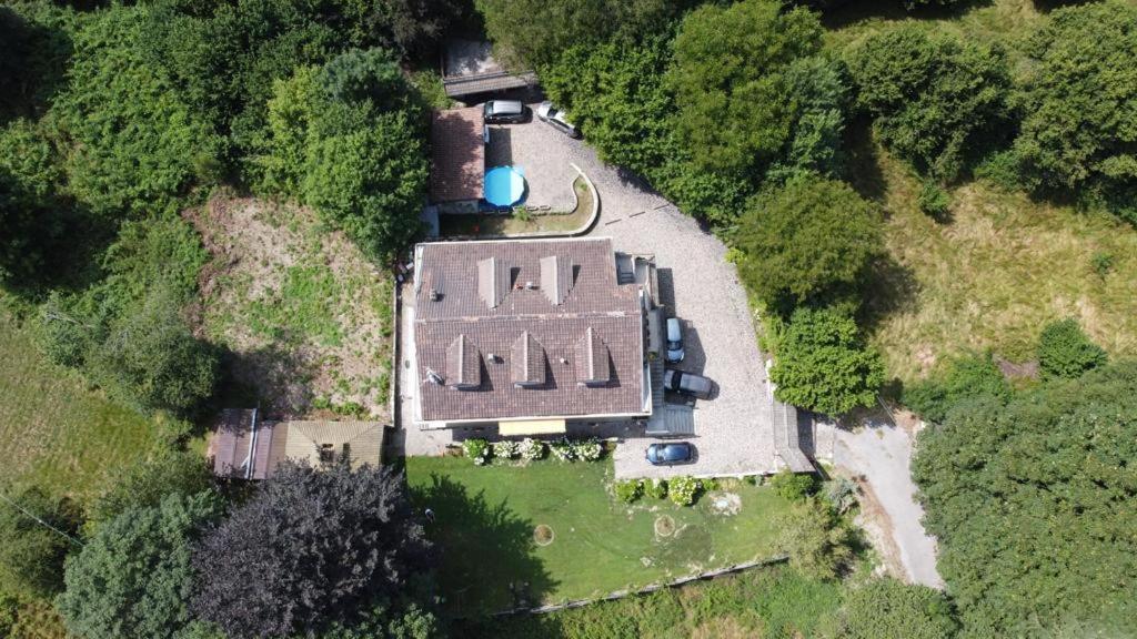 Villa Immersa Nel Verde A Lanzo dʼIntelvi Extérieur photo